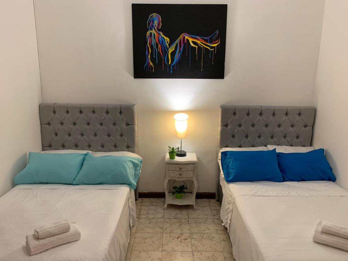 Casa Blanca San Antonio Hostal Boutique カリ エクステリア 写真