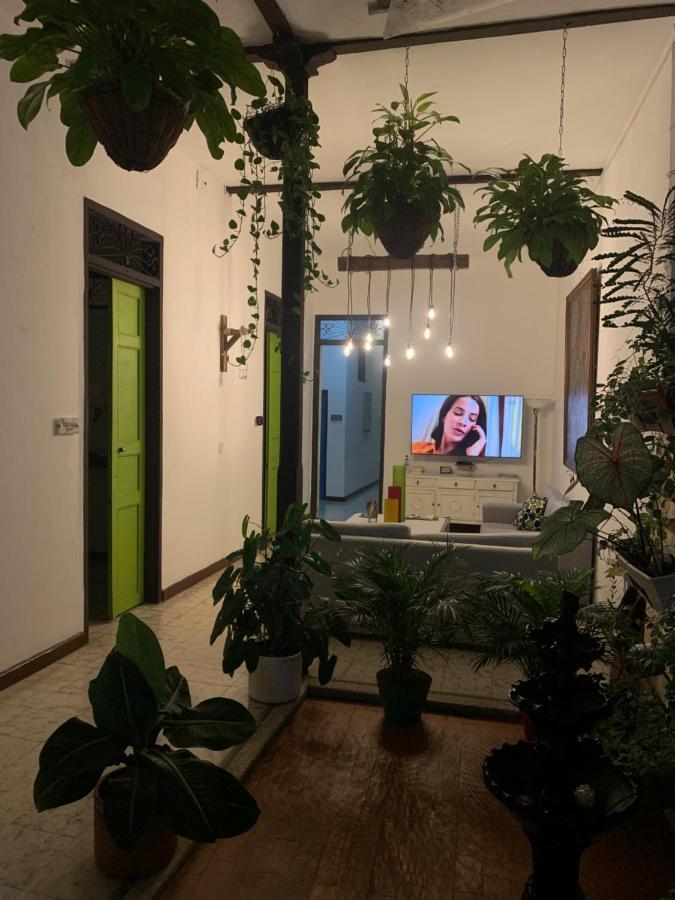 Casa Blanca San Antonio Hostal Boutique カリ エクステリア 写真
