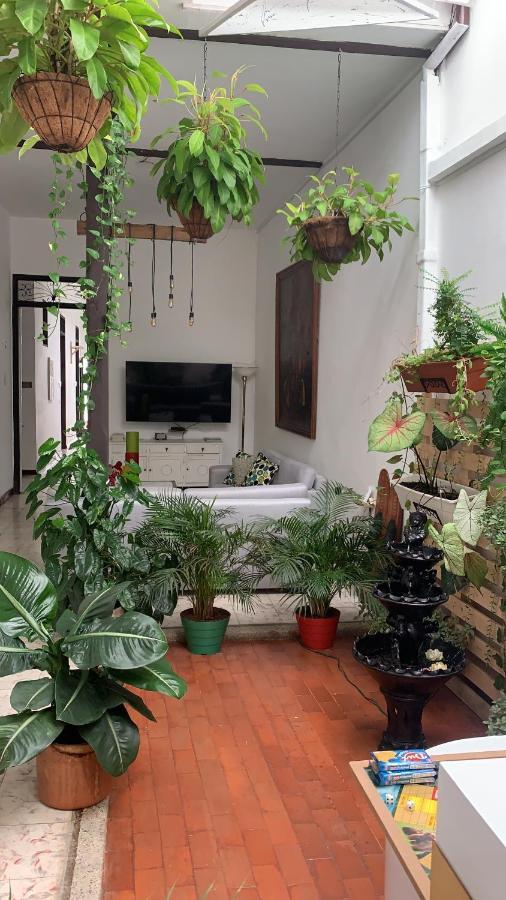 Casa Blanca San Antonio Hostal Boutique カリ エクステリア 写真