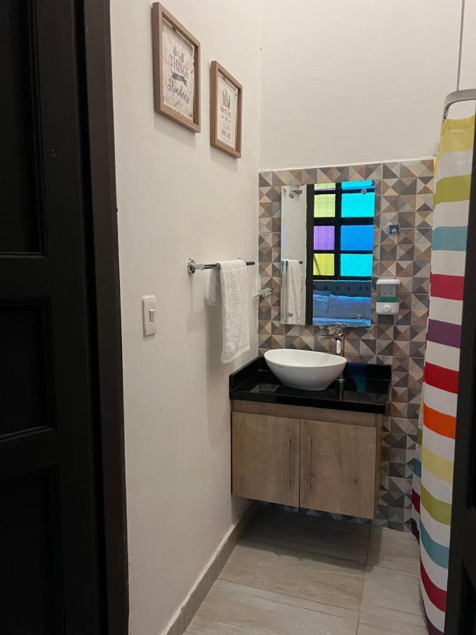 Casa Blanca San Antonio Hostal Boutique カリ エクステリア 写真
