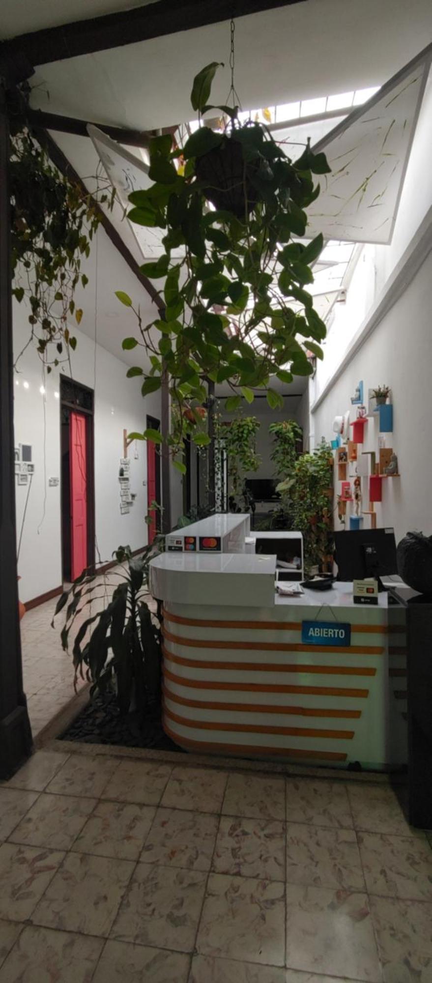 Casa Blanca San Antonio Hostal Boutique カリ エクステリア 写真