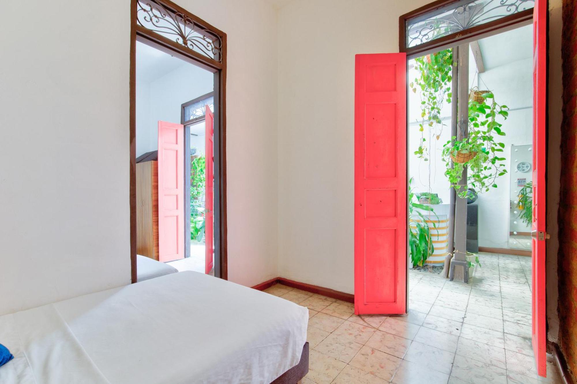 Casa Blanca San Antonio Hostal Boutique カリ エクステリア 写真