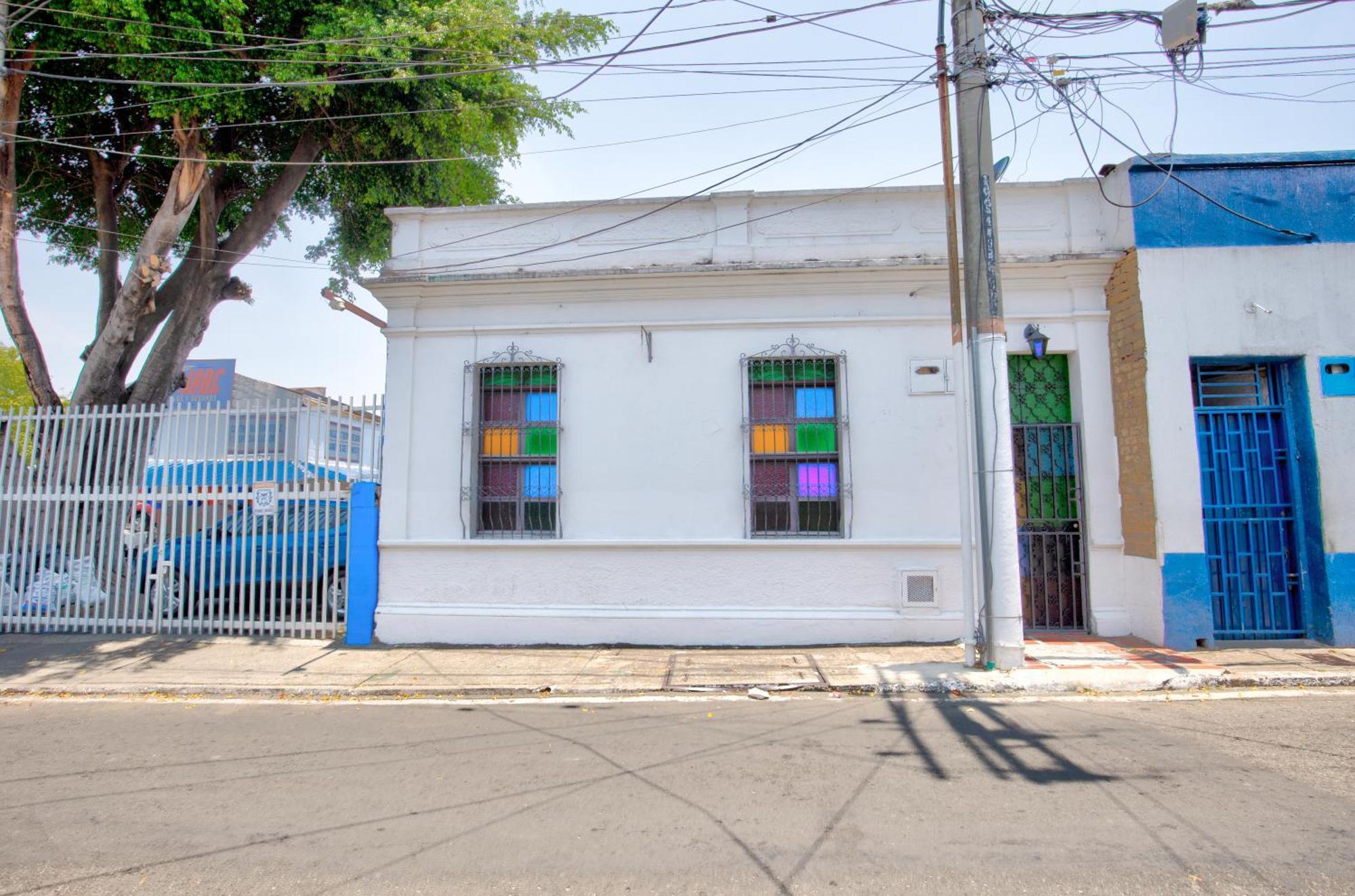 Casa Blanca San Antonio Hostal Boutique カリ エクステリア 写真