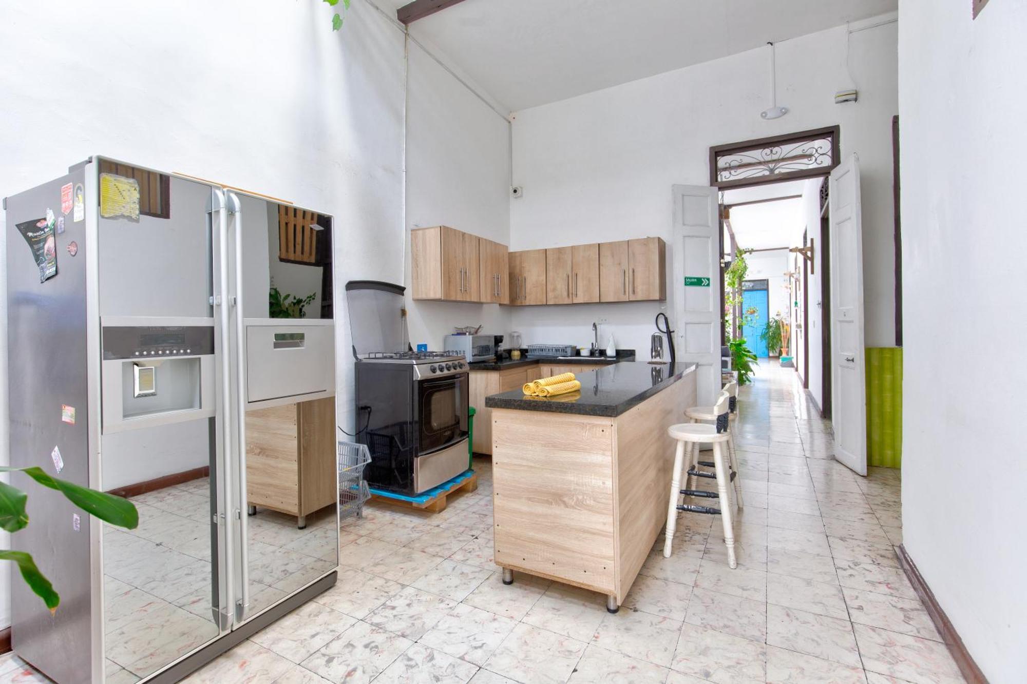 Casa Blanca San Antonio Hostal Boutique カリ エクステリア 写真