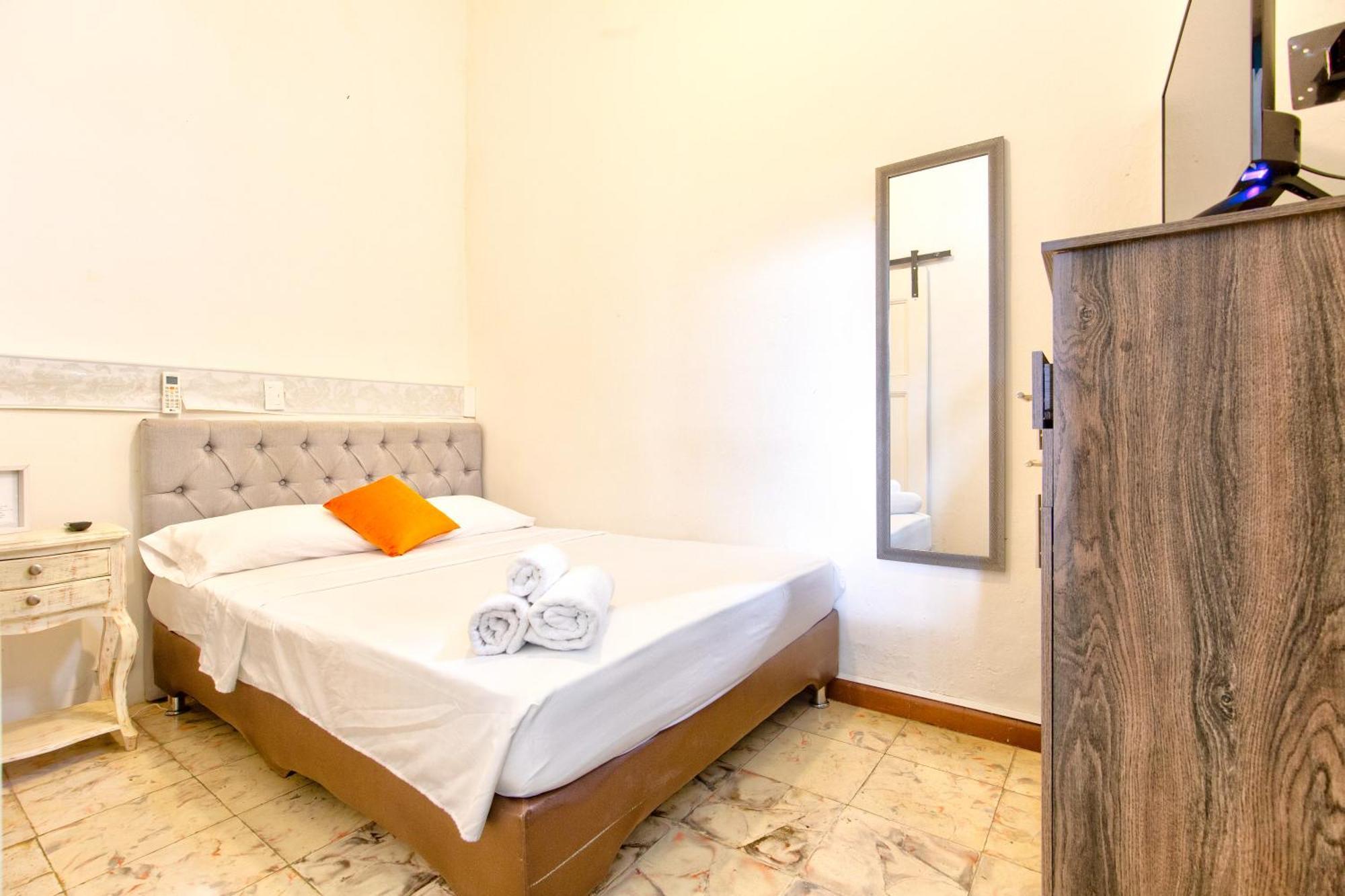 Casa Blanca San Antonio Hostal Boutique カリ エクステリア 写真