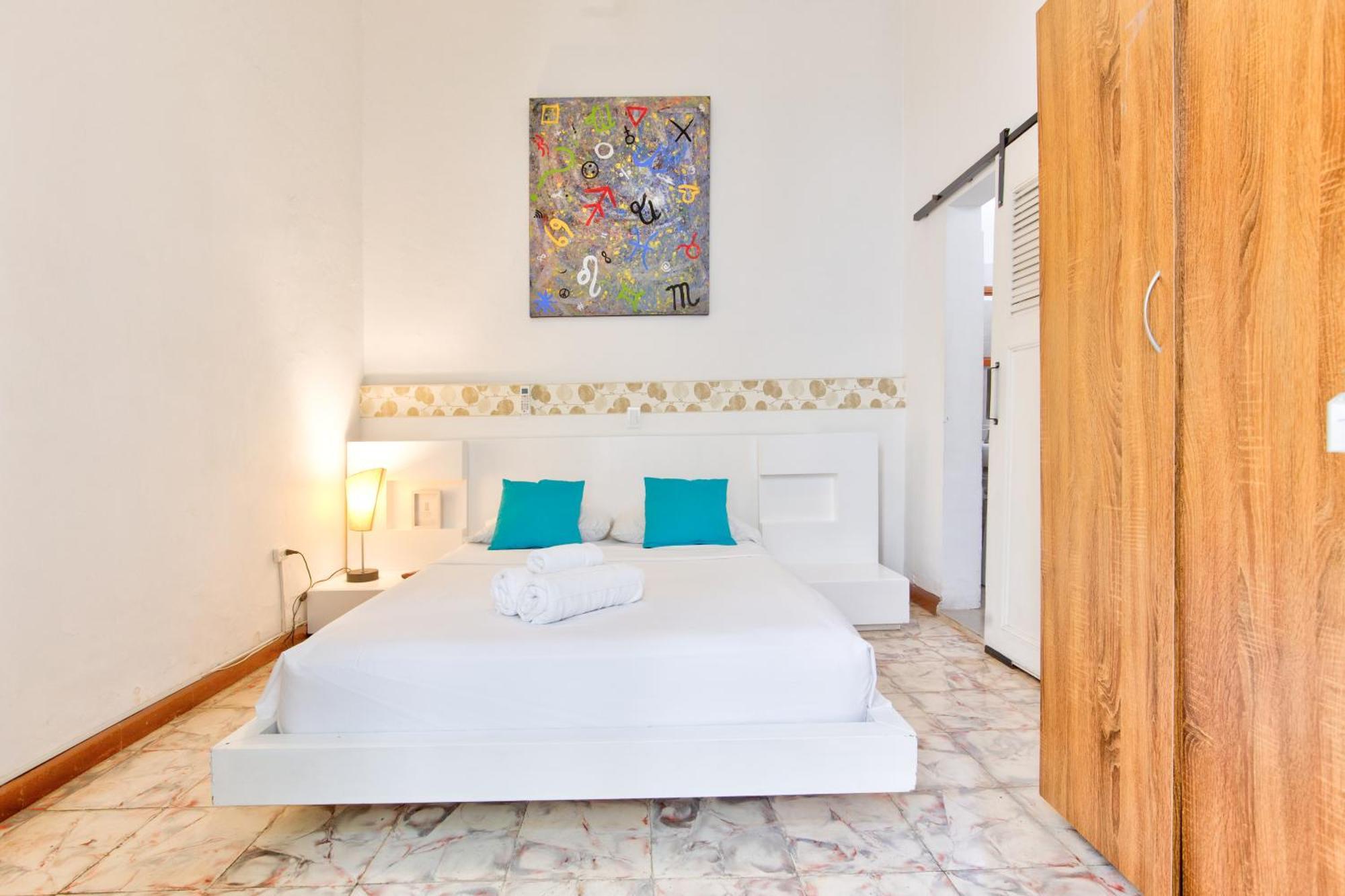 Casa Blanca San Antonio Hostal Boutique カリ エクステリア 写真