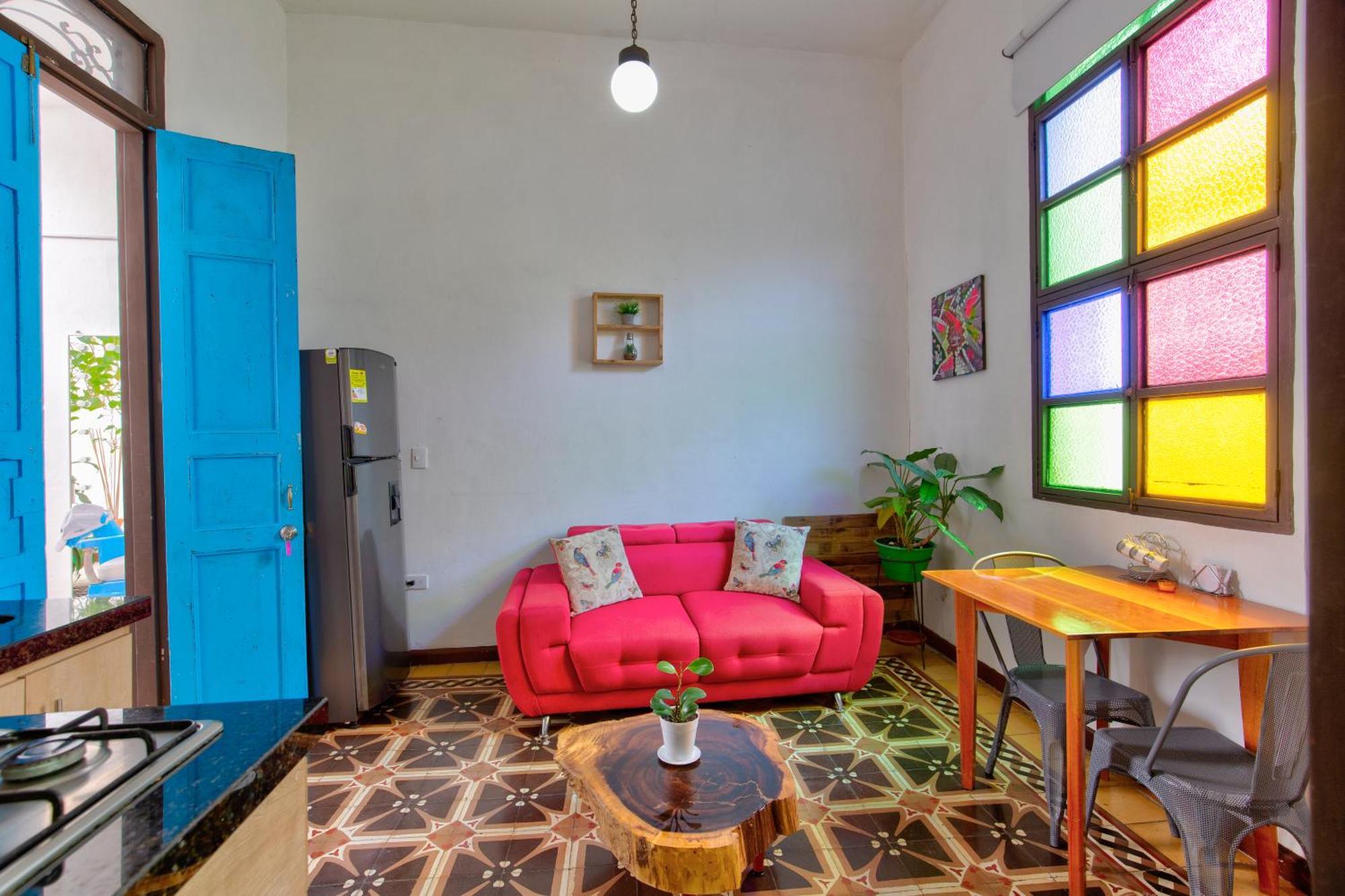 Casa Blanca San Antonio Hostal Boutique カリ エクステリア 写真